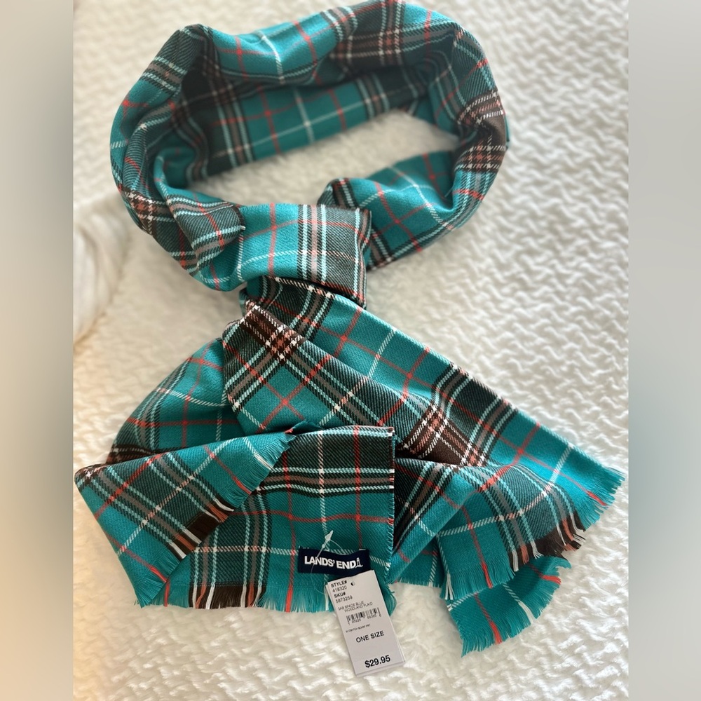 NWT- LAND'S END spade blue woodland plaid scarf, style #418320, 68" in length